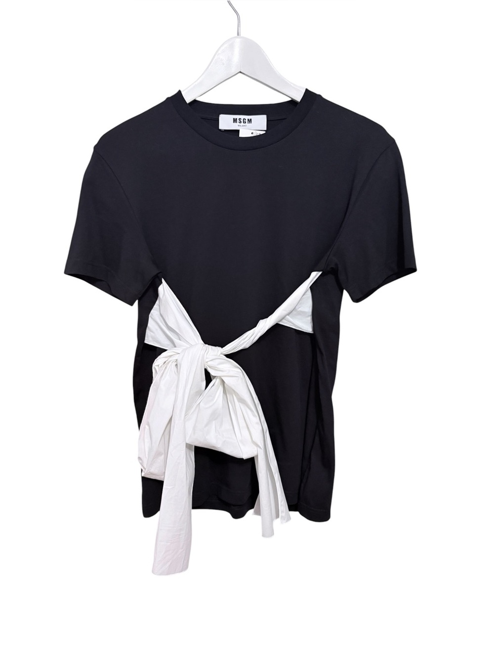 New Black and White Made in Italy Contemporary T-Shirt with White Tie-Front P2P